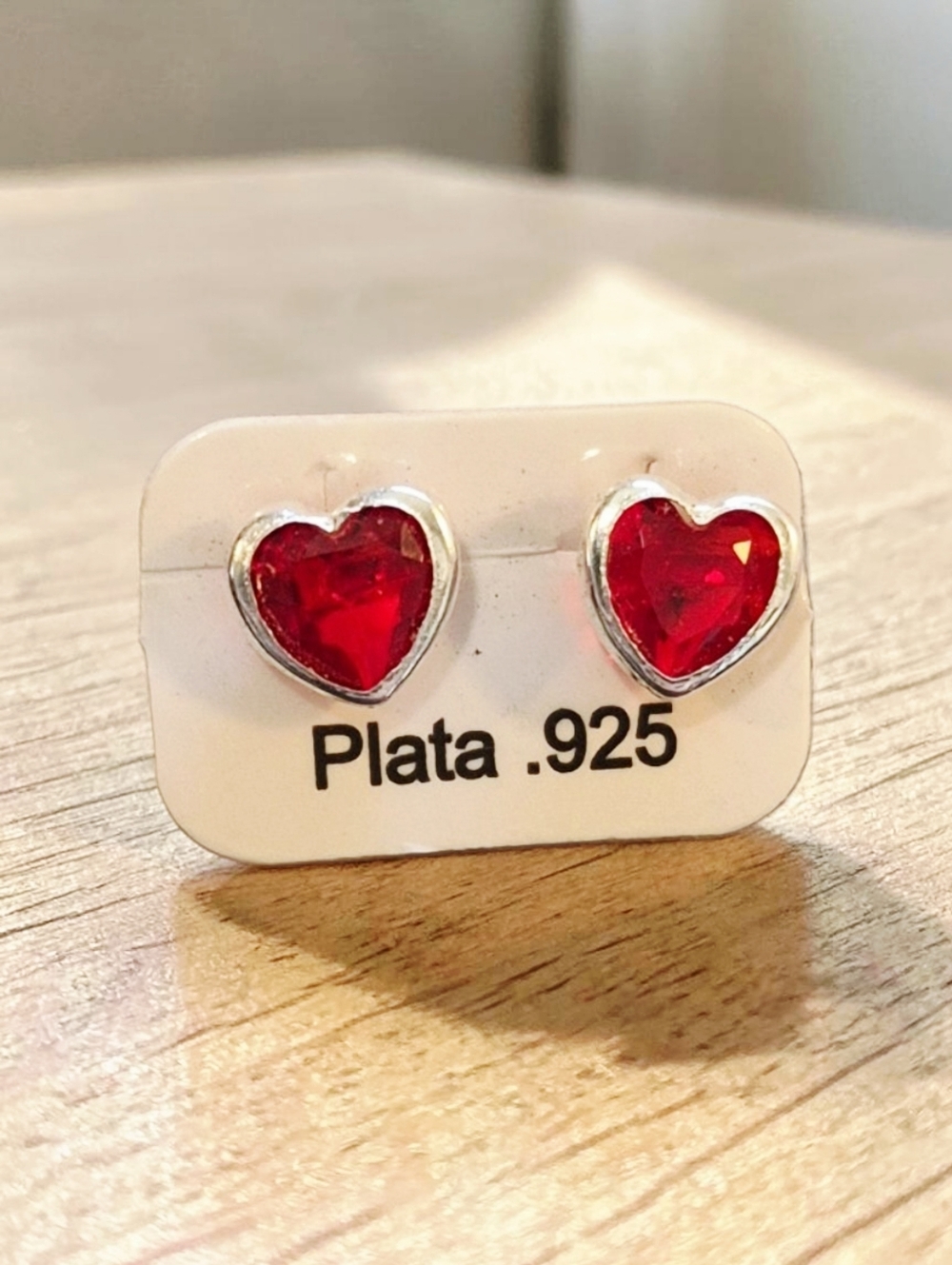 925 sterling silver from Taxco, Mexico.Classic heart-shaped stud earrings